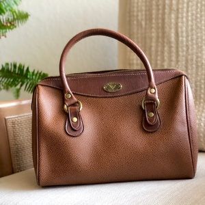 Vintage Guess USA bag